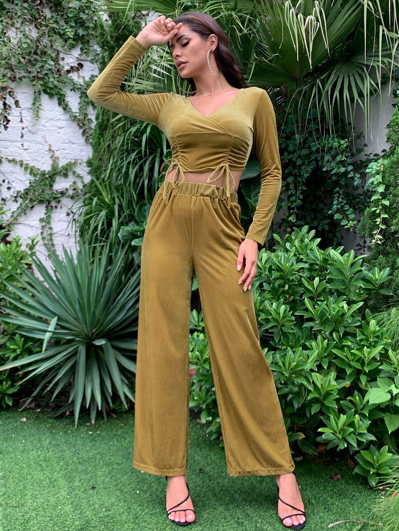 New Autumn 2022 Olive Green Velvet Crop Top &amp; Wide-Leg Trousers Co-ords