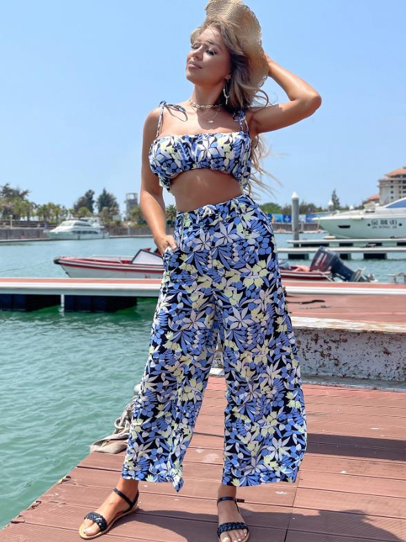 INS Floral Spaghetti Stramps Camisole &amp; Wide-leg Trousers Vacation Holiday Set