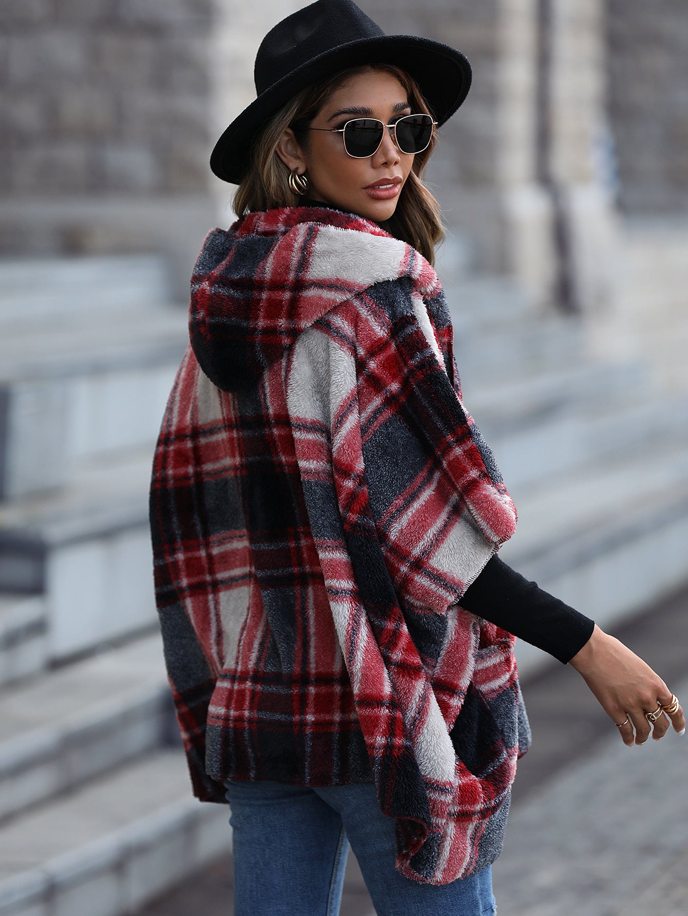 New 2022 INS Fall &amp; Winter Black &amp; Red Scottish Checkered Hoodie Warm Fleece Shawl